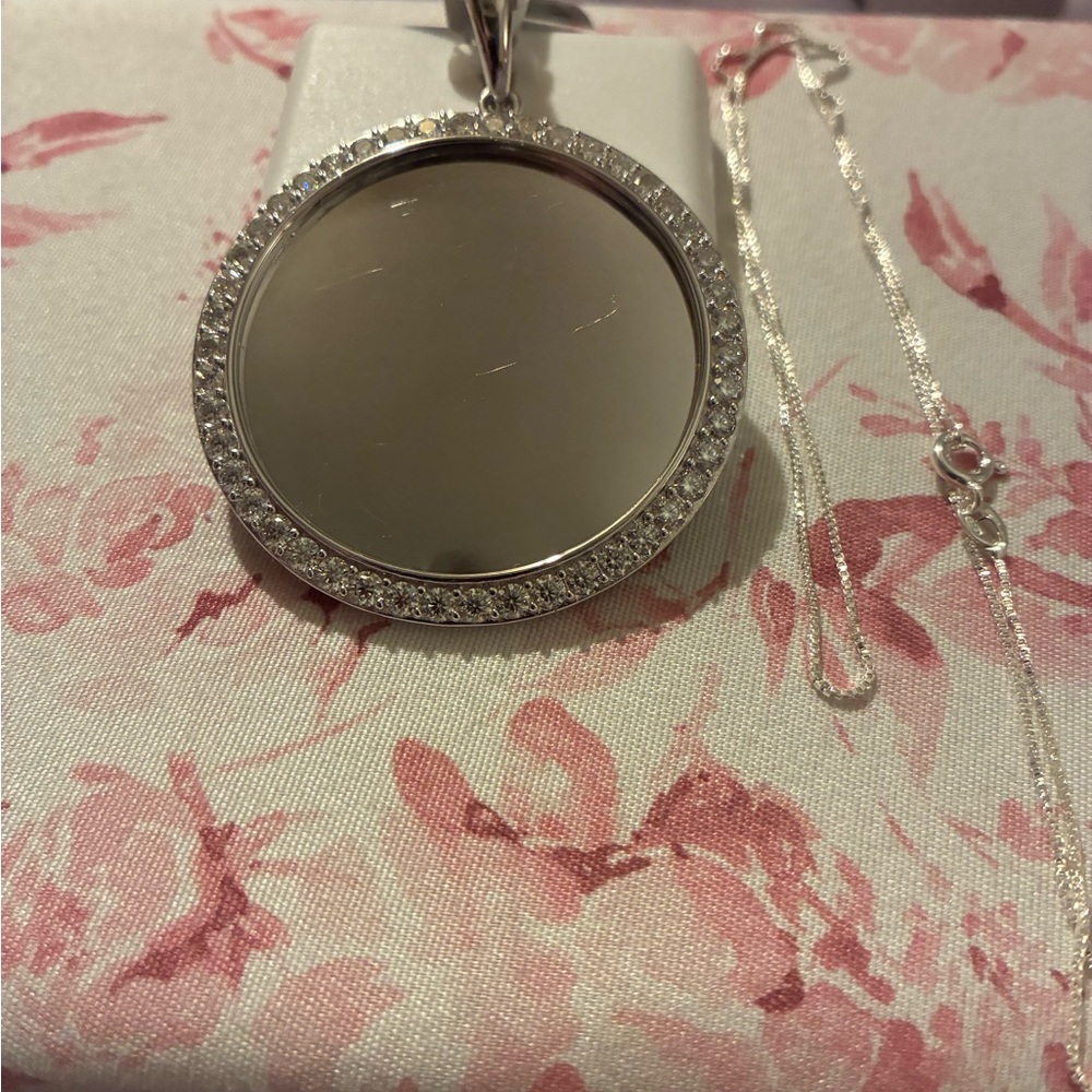 Elegant 925 4 carat Moissanite Pendant Necklace